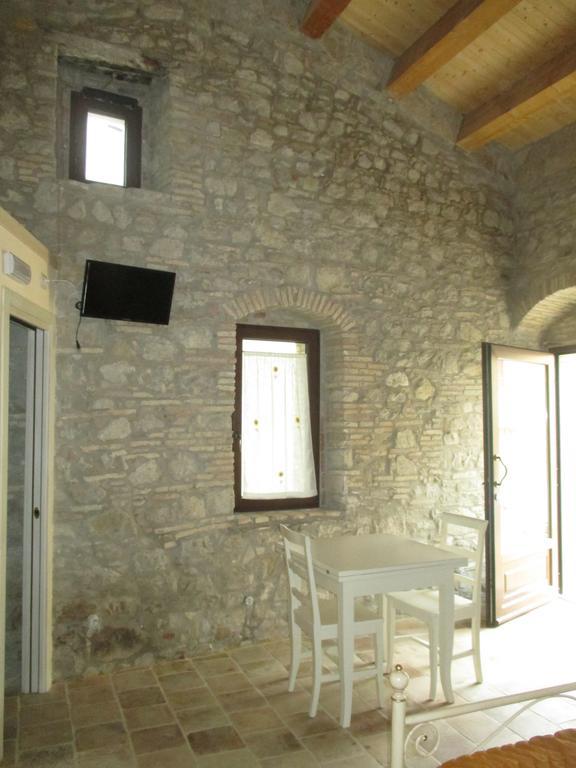 Residenza Sant'Antonio Hotel Deliceto Екстериор снимка